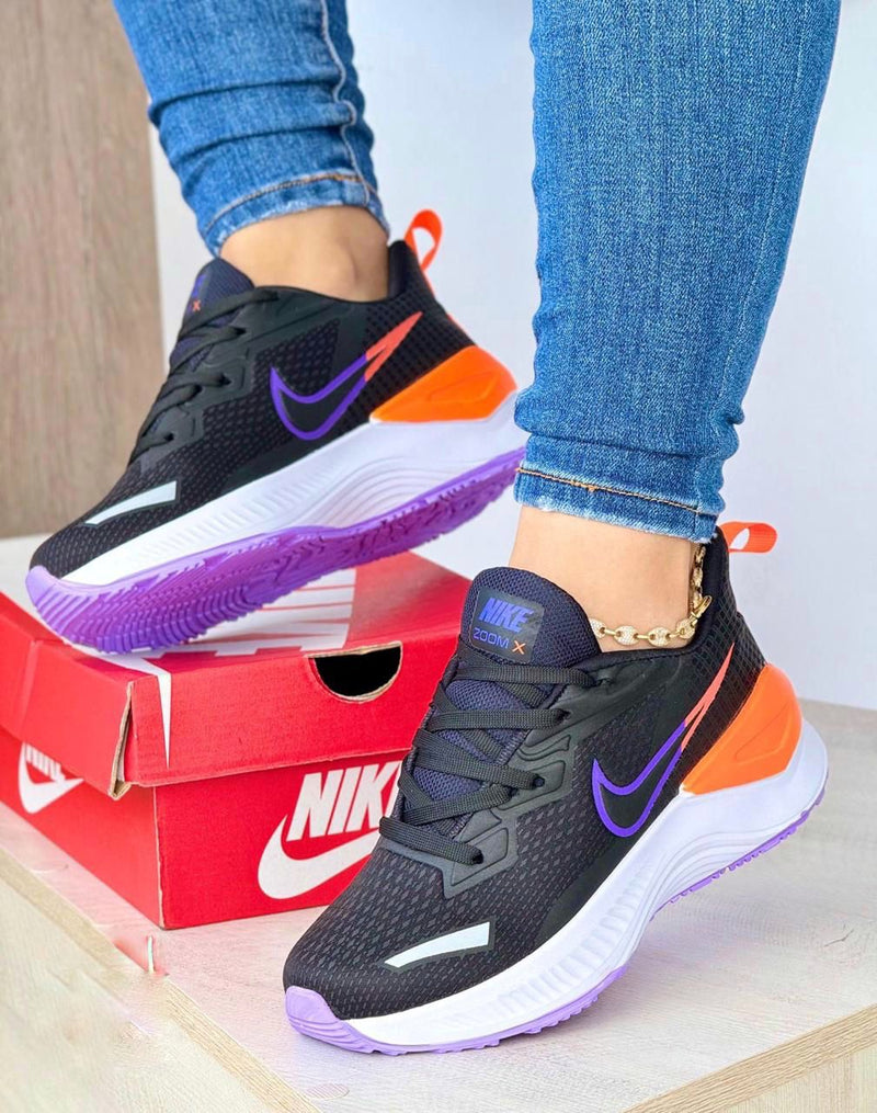 Nike Zoom Invencible