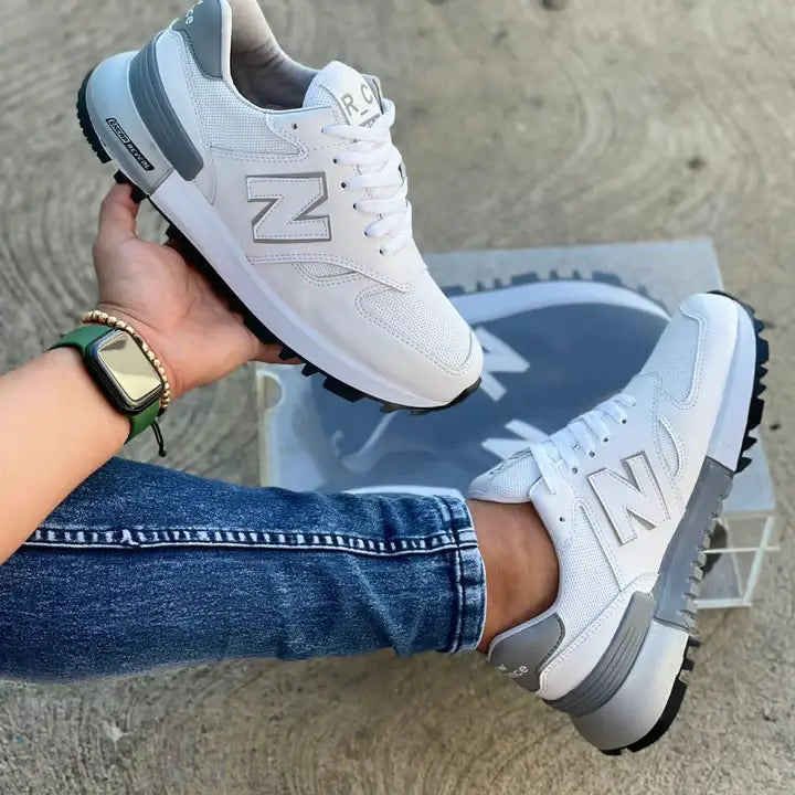 New Balance 1300 2025